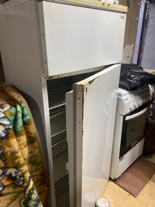 Продам холодильник
