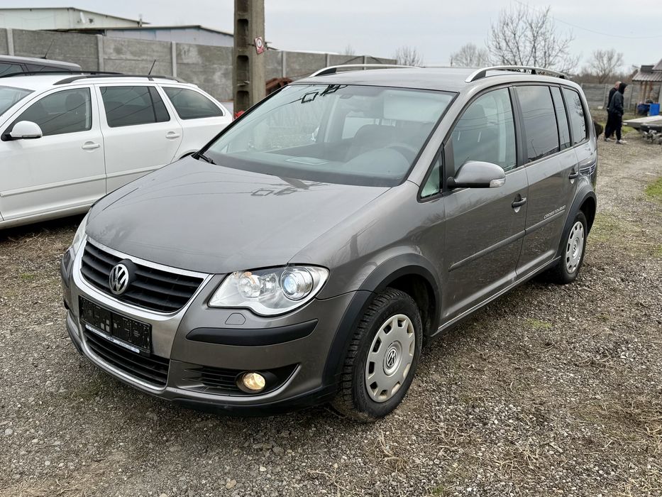 Vw Touran Cross 1.9 Tdi automat DSG