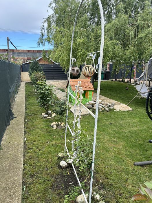 Grădinar-Intretinere si amenajari curti si gradini