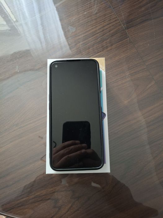 Продам смартфон Oppo a72