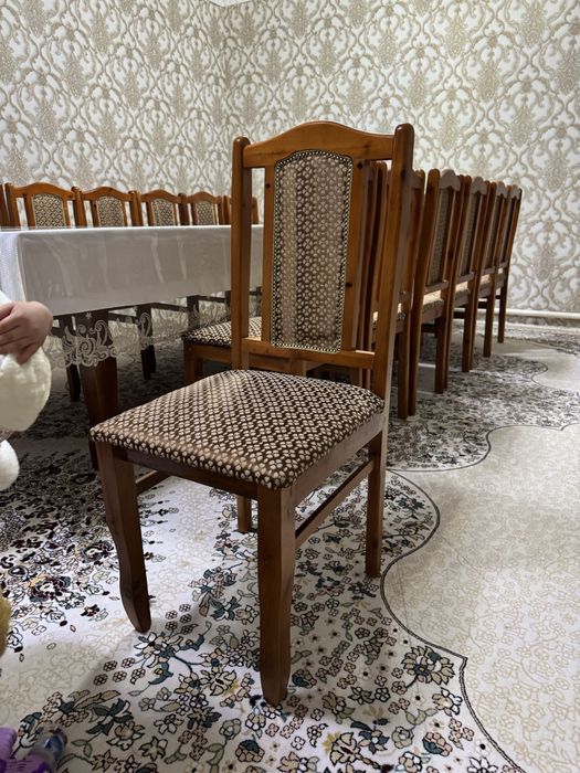 Стол и Стулья ,в подарок дастархан