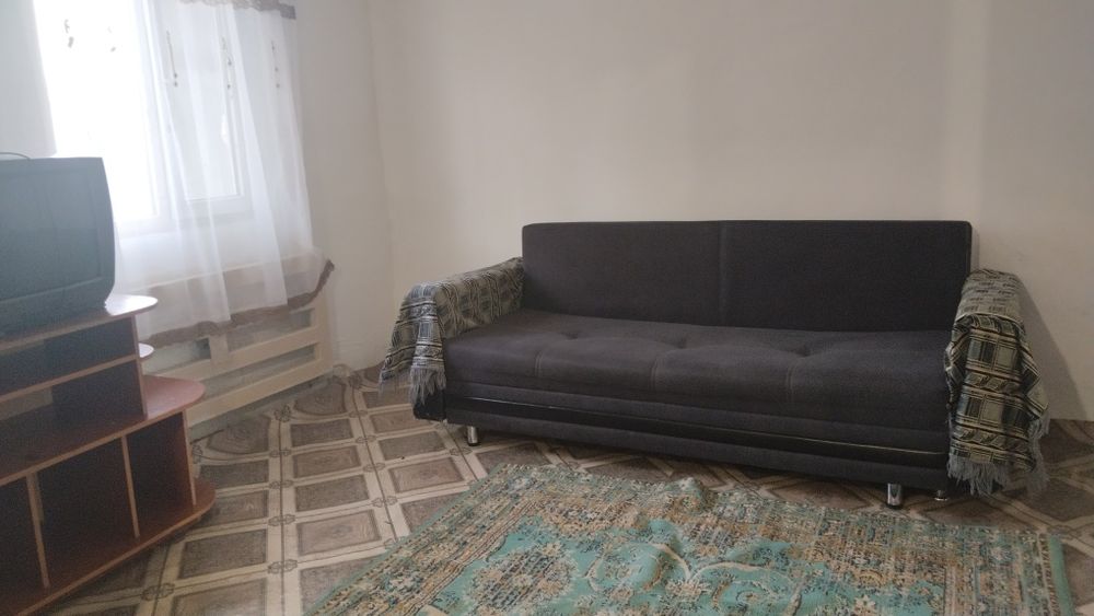 Времянка отдельный вход и двор