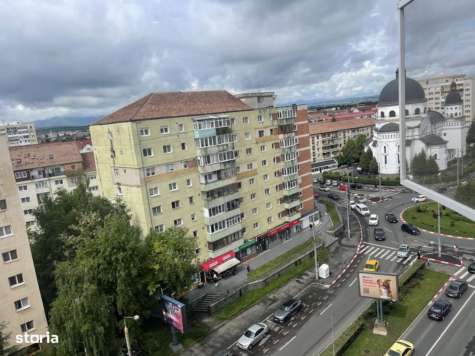 Ap2 camere confort 1 semidecomandat 48 mp +balcon 6 m Bd Mihai Viteazu