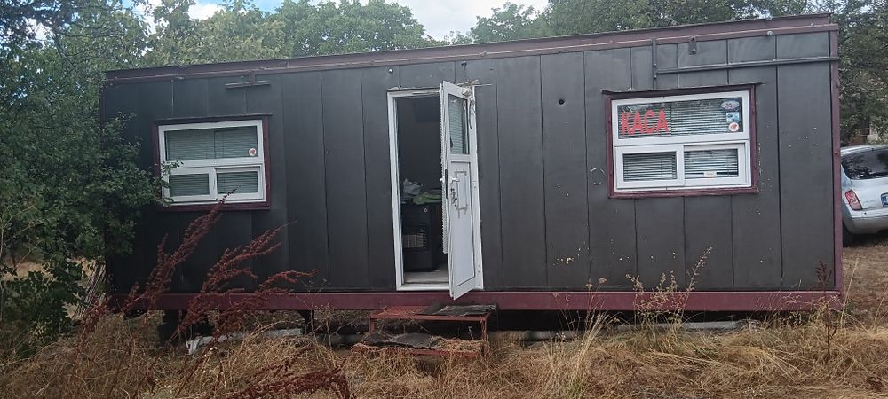 Фургон: термо изолиран, 7,10*2,40 м.