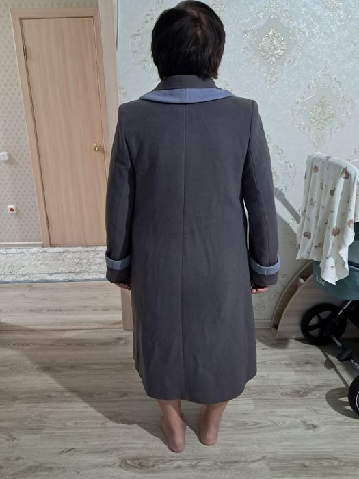 Продаётся пальто, размер 50-52