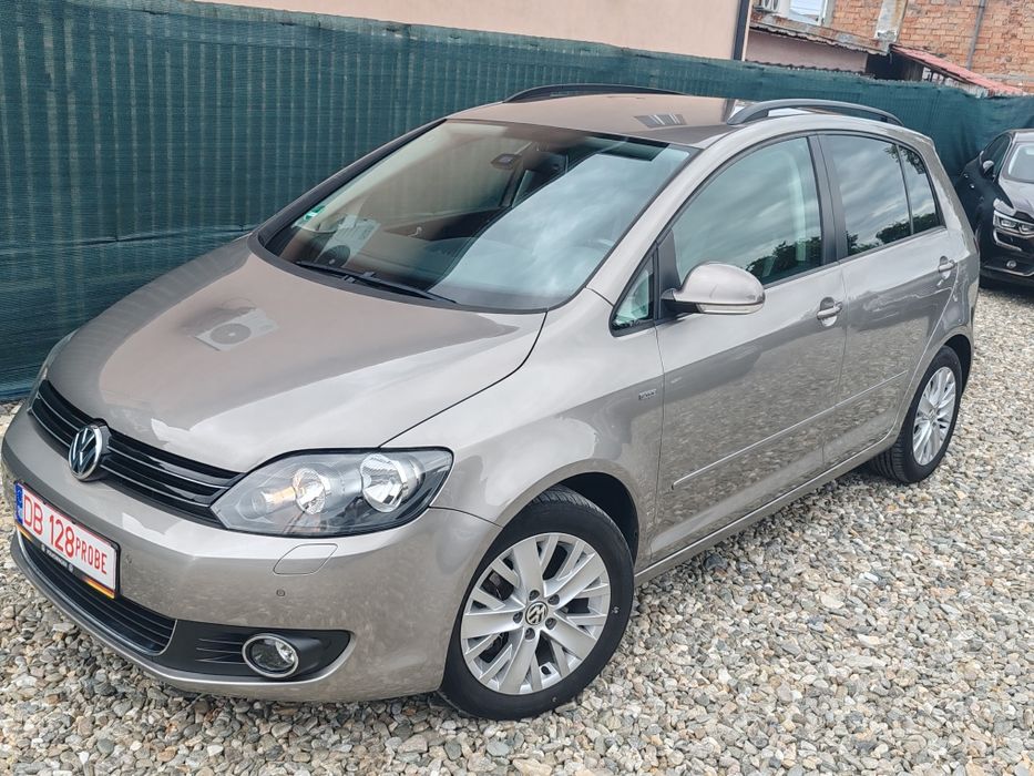 Vând  GOLF 6 PLUS. 1.6. TDI  LIFE 2013