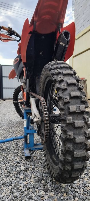 Vând KTM EXC 450 (2006) – 4 Viteze / Stare Foarte Bună