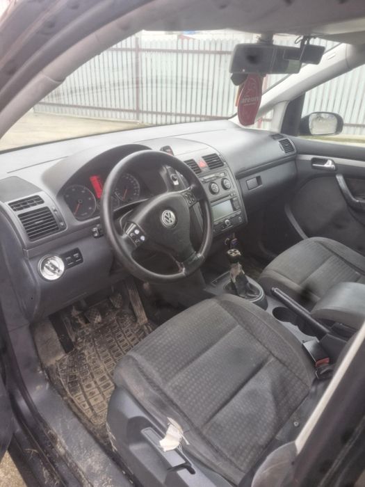 Vând turan an 2008 motor 2.0 140cp