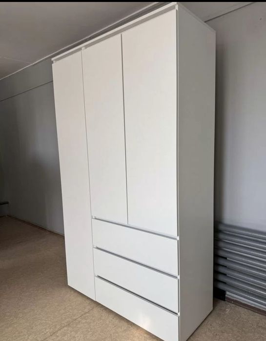 Шкаф распашной буу