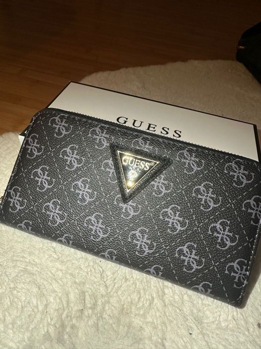 Portofel guess femei