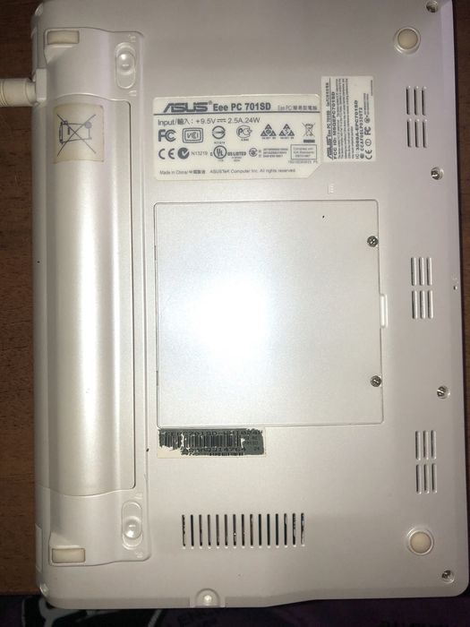 Нетбук ASUS Eee PC 701CD