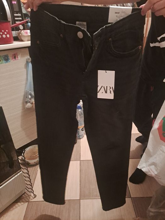 Blugi unisec 13 -14 ani zara