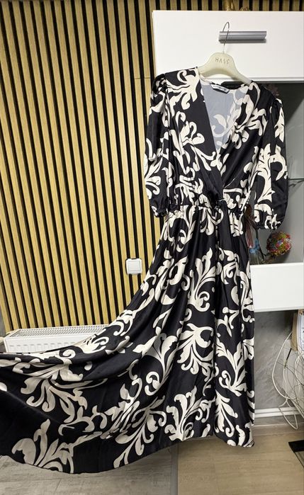 Rochie eleganta cu centura in talie