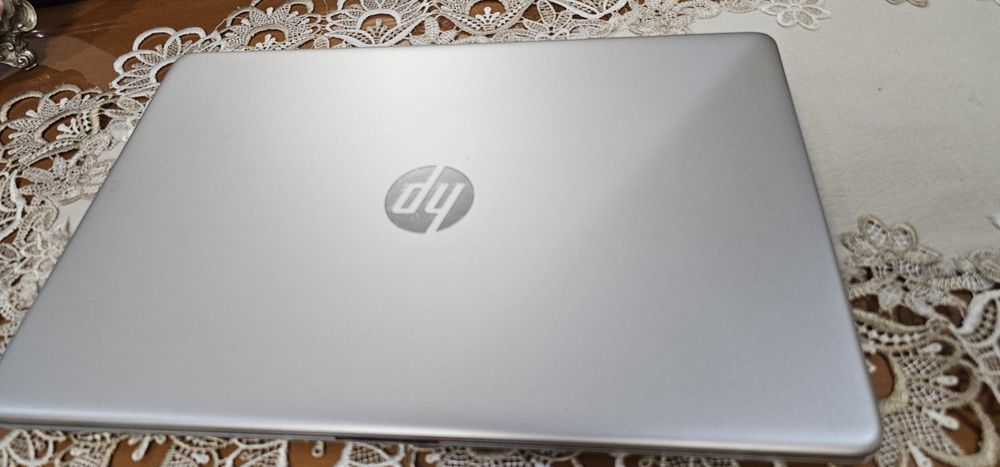 Laptop hp 15S-fq2005nfa I3 gen 11