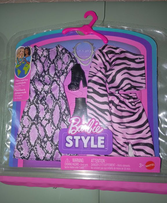 Дрехи за кукла Barbie. Mattel.