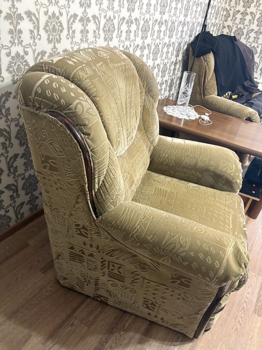 Продаются кресла