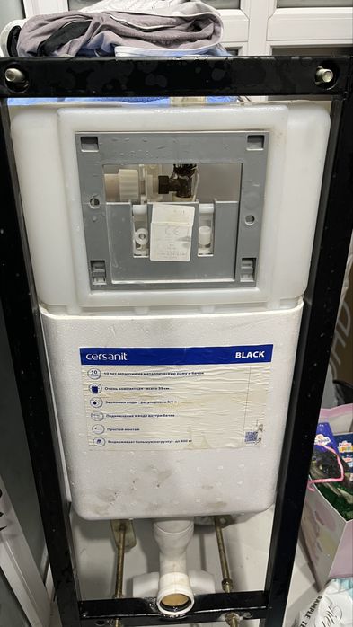 Продам Cersanit унитаз с инсталляцией