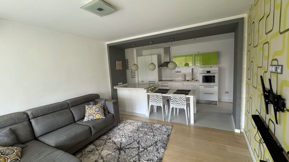 Продава се Тристаен апартамент в София, Гоце Делчев - 85 кв.м за 9 €/кв.м - Снимка #9