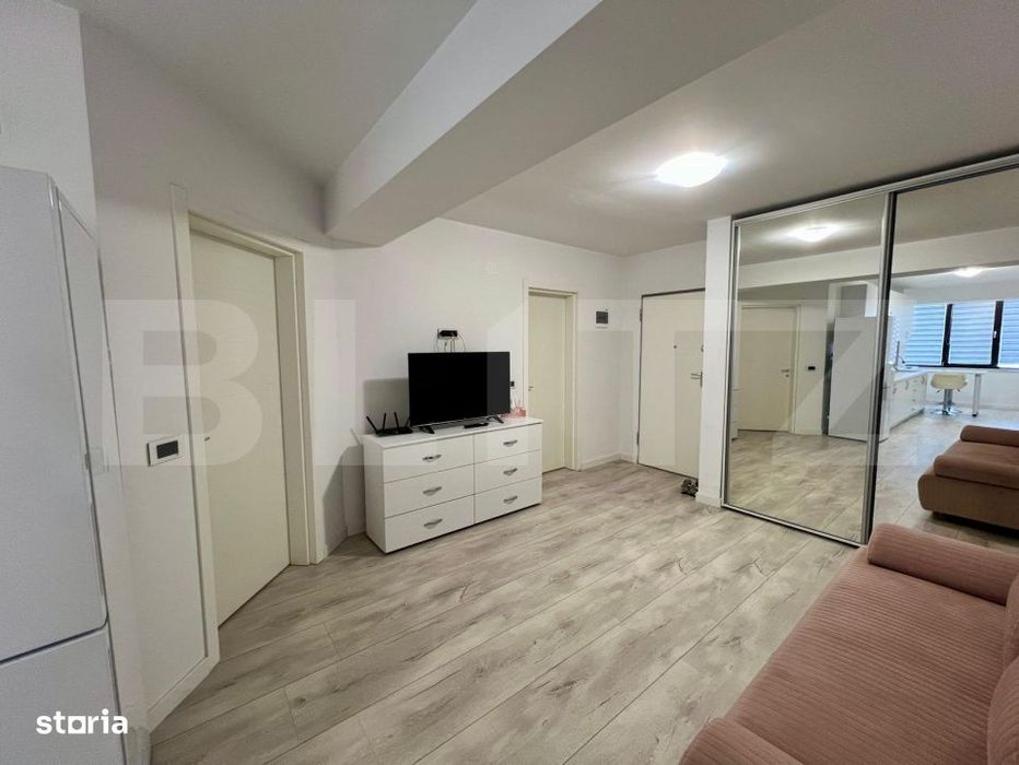 Apartament 2 camere semidecomandat, 54 mp, centrala zona Liceului de C — fotografia 1