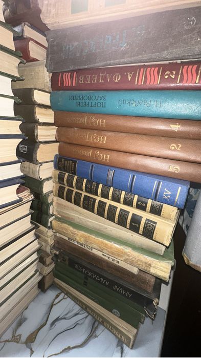 Продам книги не дорого