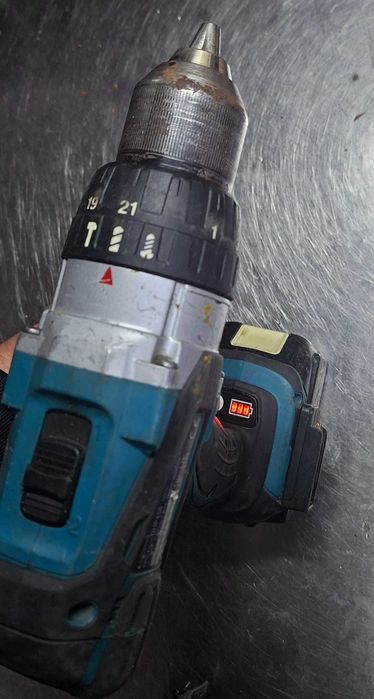Makita DHP 458 ударно пробивен винтоверт