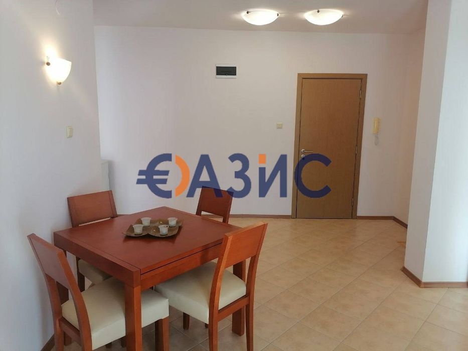 Продава се Тристаен апартамент в к.к. Слънчев бряг - 77 кв.м за 1026 €/кв.м - Снимка #2