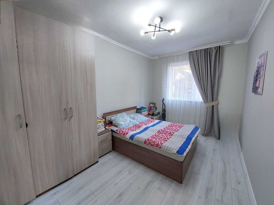 Продам коттедж в МКР "Орман"