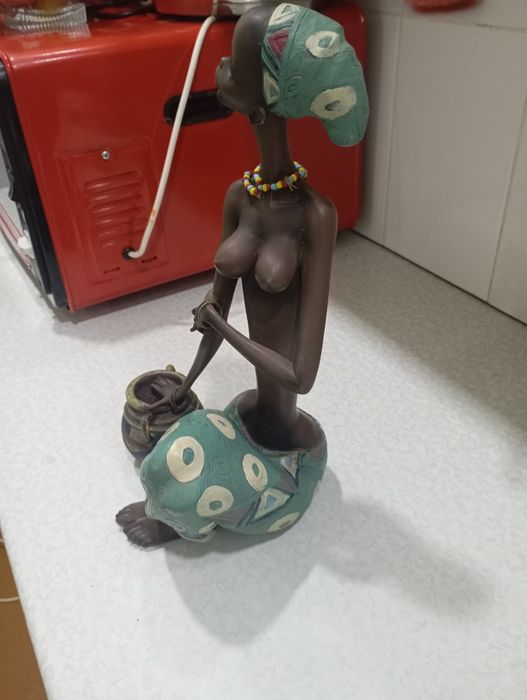 Статуэтка черная рабыня