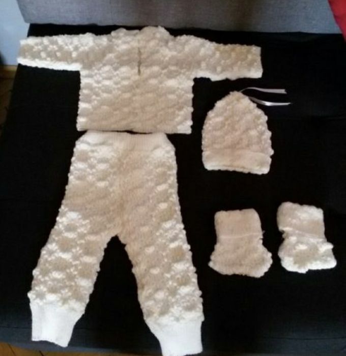 Плетен комплект за бебета