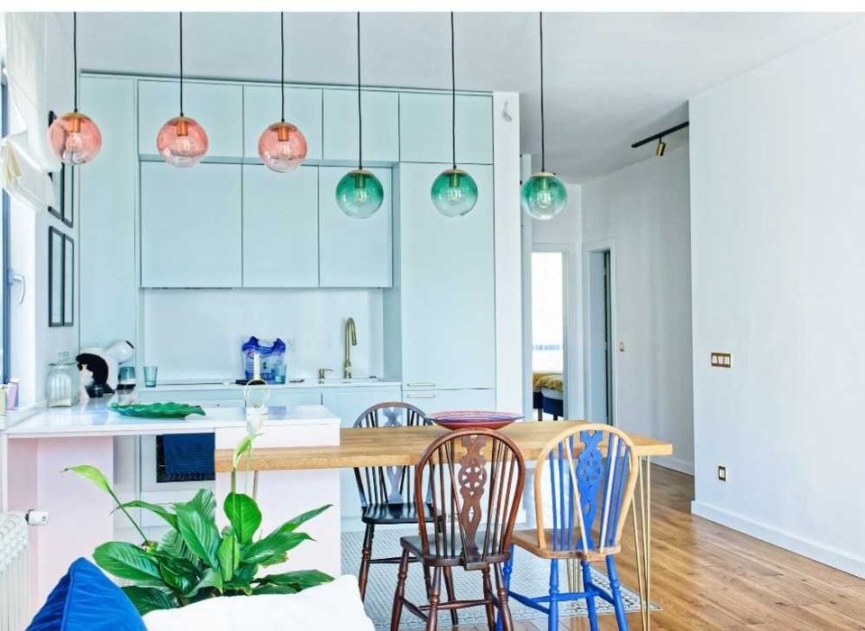 Ретро дървени столове