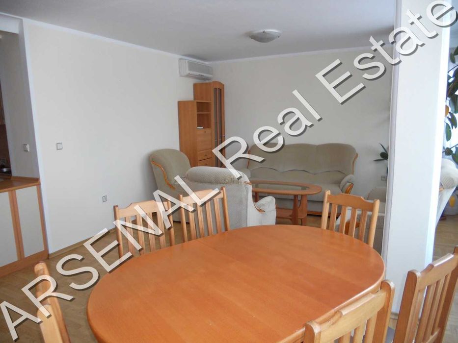 Дава се под наем Тристаен апартамент в София, Лозенец - 125 кв.м за 700 € - Снимка #2