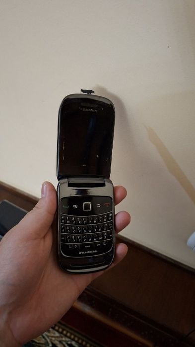 Black Berry 9670