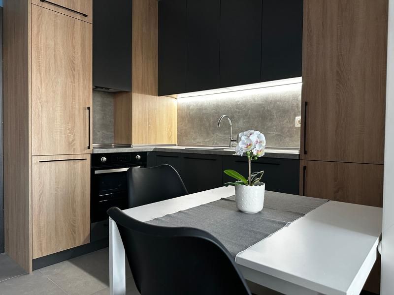 Дава се под наем Едностаен апартамент в София, Люлин 10 - 40 кв.м за 434 € - Снимка #2