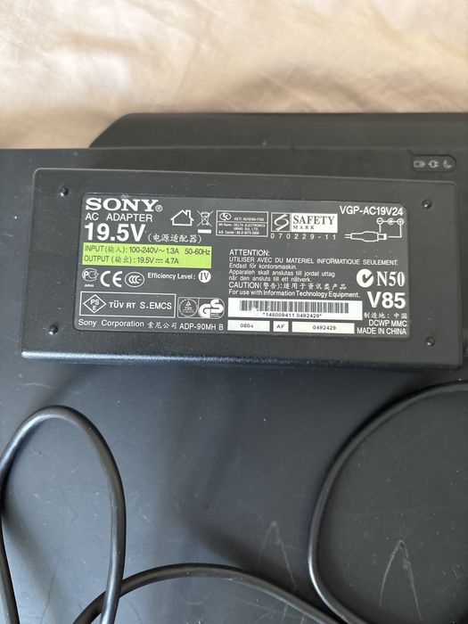 Блок питания Sony 19.5V/4.7A