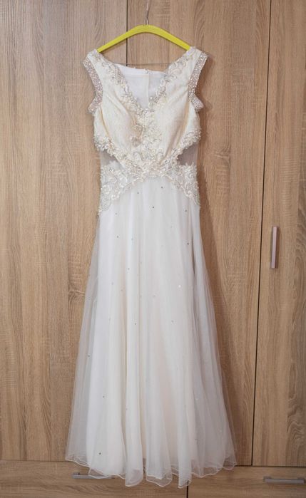 Rochie de mireasa !