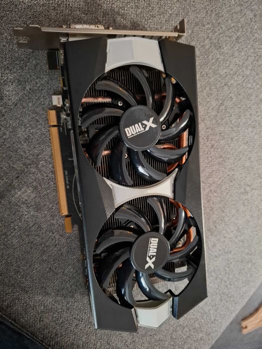 Placa video Sapphire Dual-X Radeon R9 270X ,2GB GDDR5 ,256bit ,defecta