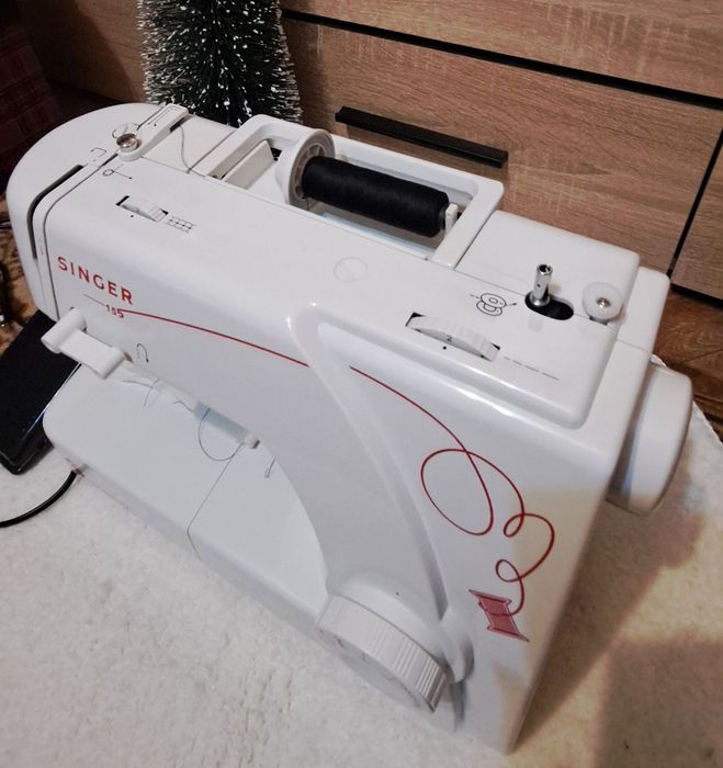 Нова мини шевна машина Singer  – с кутия и инструкции