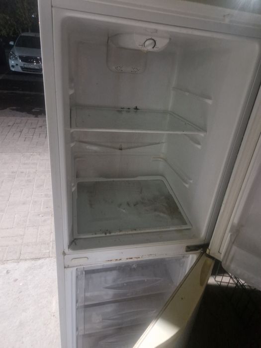Холодильник продам