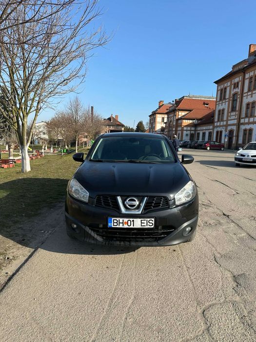 Nissan qashqai 2011 2.0