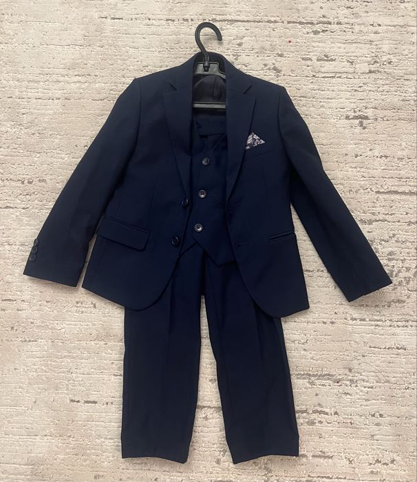 Школьный костюм тройка