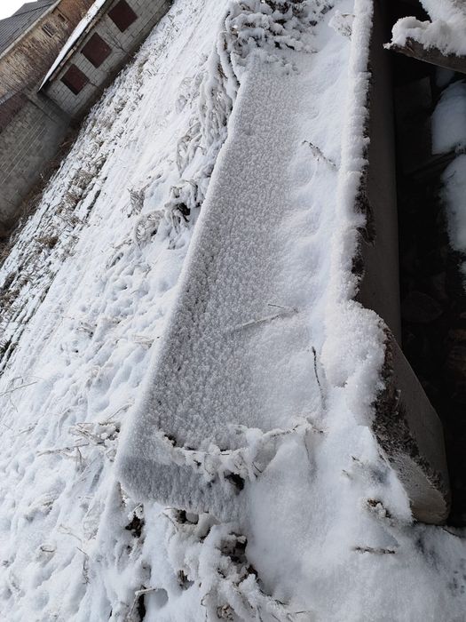 Продам лоток для воды