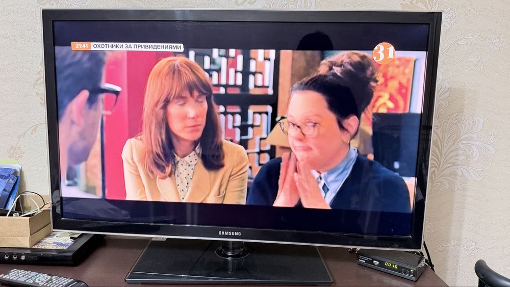 Телевизоры самсунг  102 и 81 диагональ