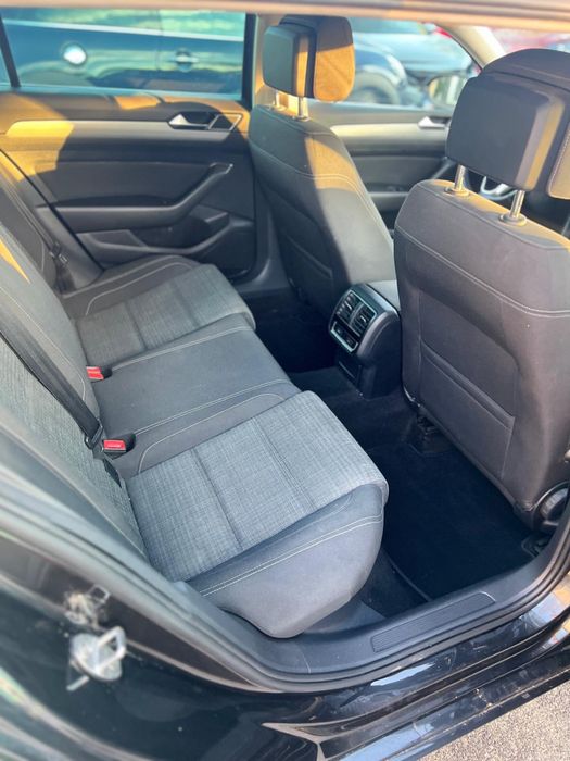 VOLKSWAGEN Passat 2021 — imagine 3