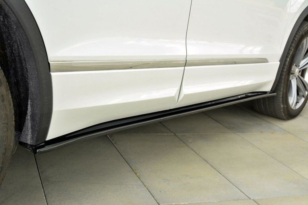 Pachet Prelungiri compatibil cu VW Tiguan R Line Maxton Design