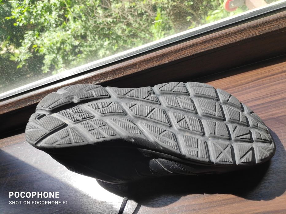 Женские Кроссовки