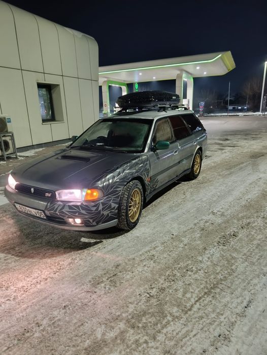 Субару Легаси уневерсал