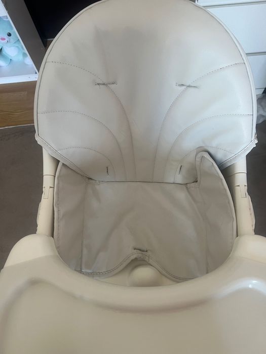 Scaun bebe cu accesorii din silicon