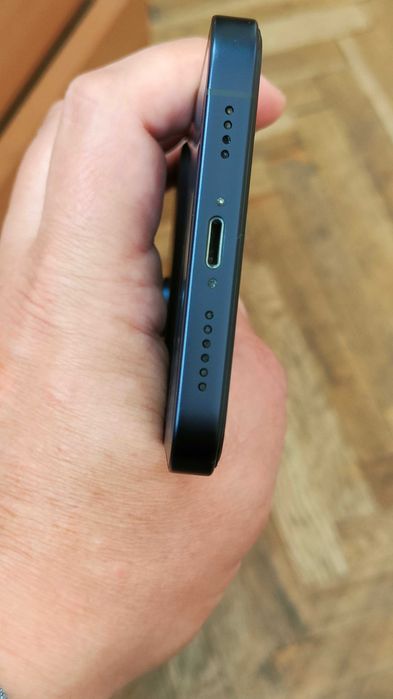 Apple iPhone 11 като 17 Pro