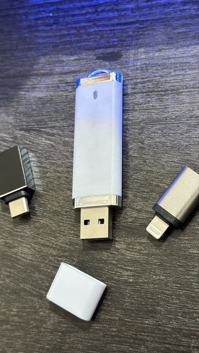 Set adaptoare + stick ubs