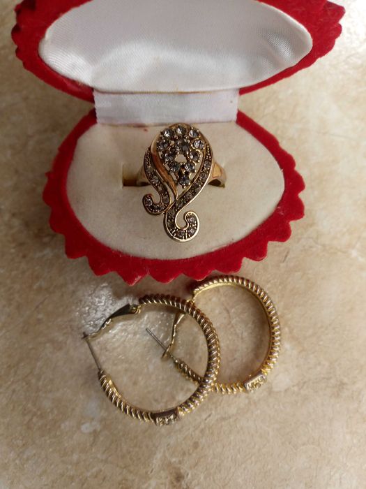 Кольцо и серьги за все 50 тыс